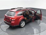 2013 Outback Thumbnail 25