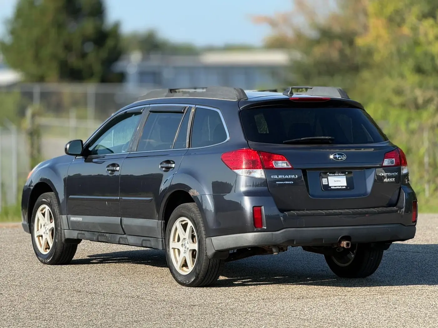 2012 Subaru Outback - $950