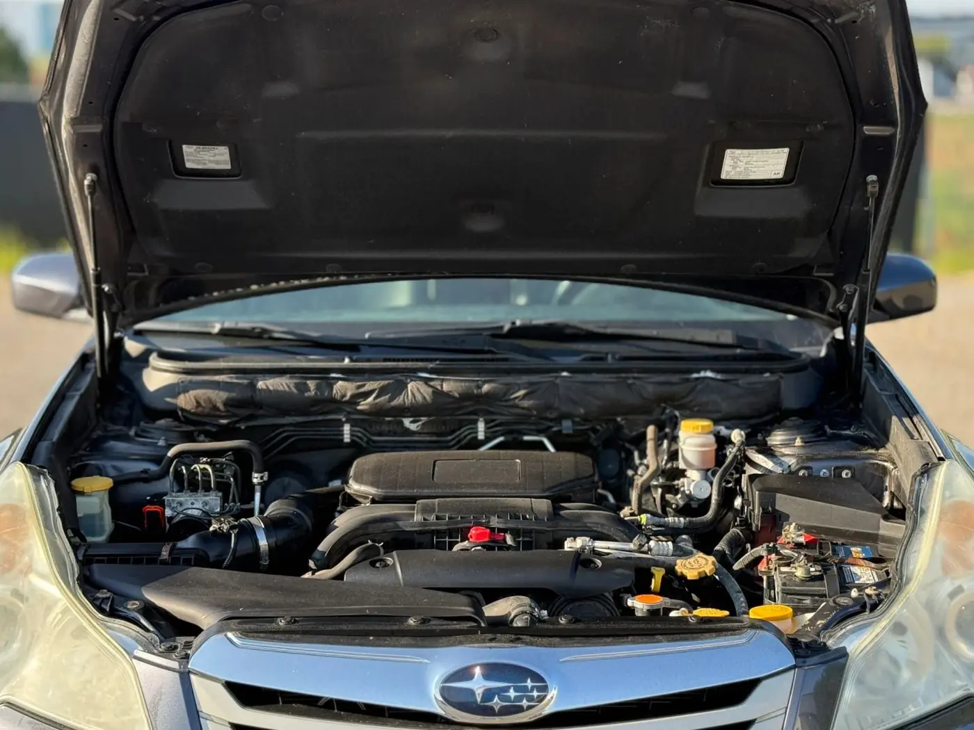 2012 Subaru Outback - $950