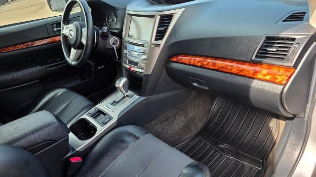 2011 Subaru Outback 2.5i Limited