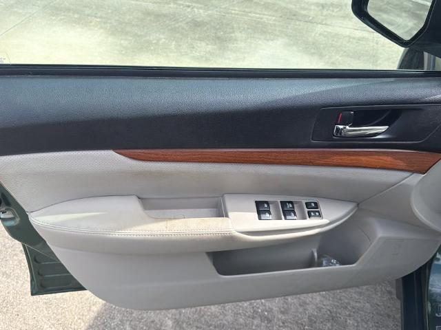2014 Subaru Outback - $11,301