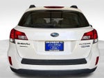 2014 Outback Thumbnail 3