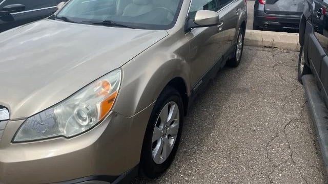2010 Subaru Outback 2.5i Limited