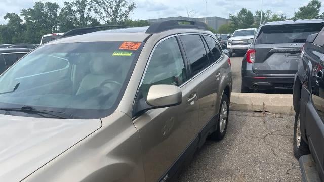 2010 Subaru Outback 2.5i Limited