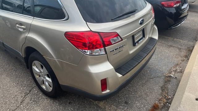 2010 Subaru Outback 2.5i Limited