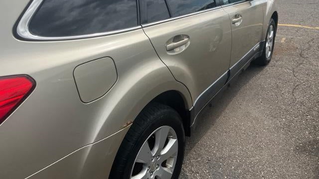 2010 Subaru Outback 2.5i Limited