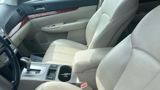 2010 Subaru Outback 2.5i Limited