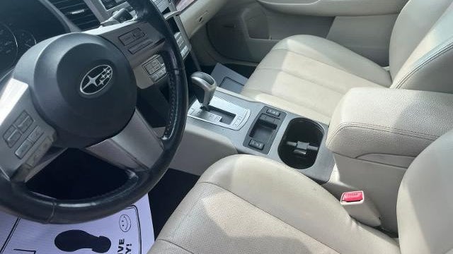 2010 Subaru Outback 2.5i Limited