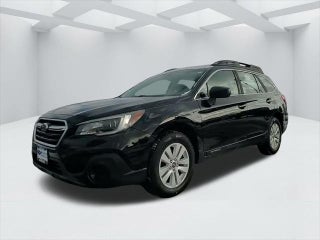 2019 Subaru Outback with Crystal Black Silica Exterior