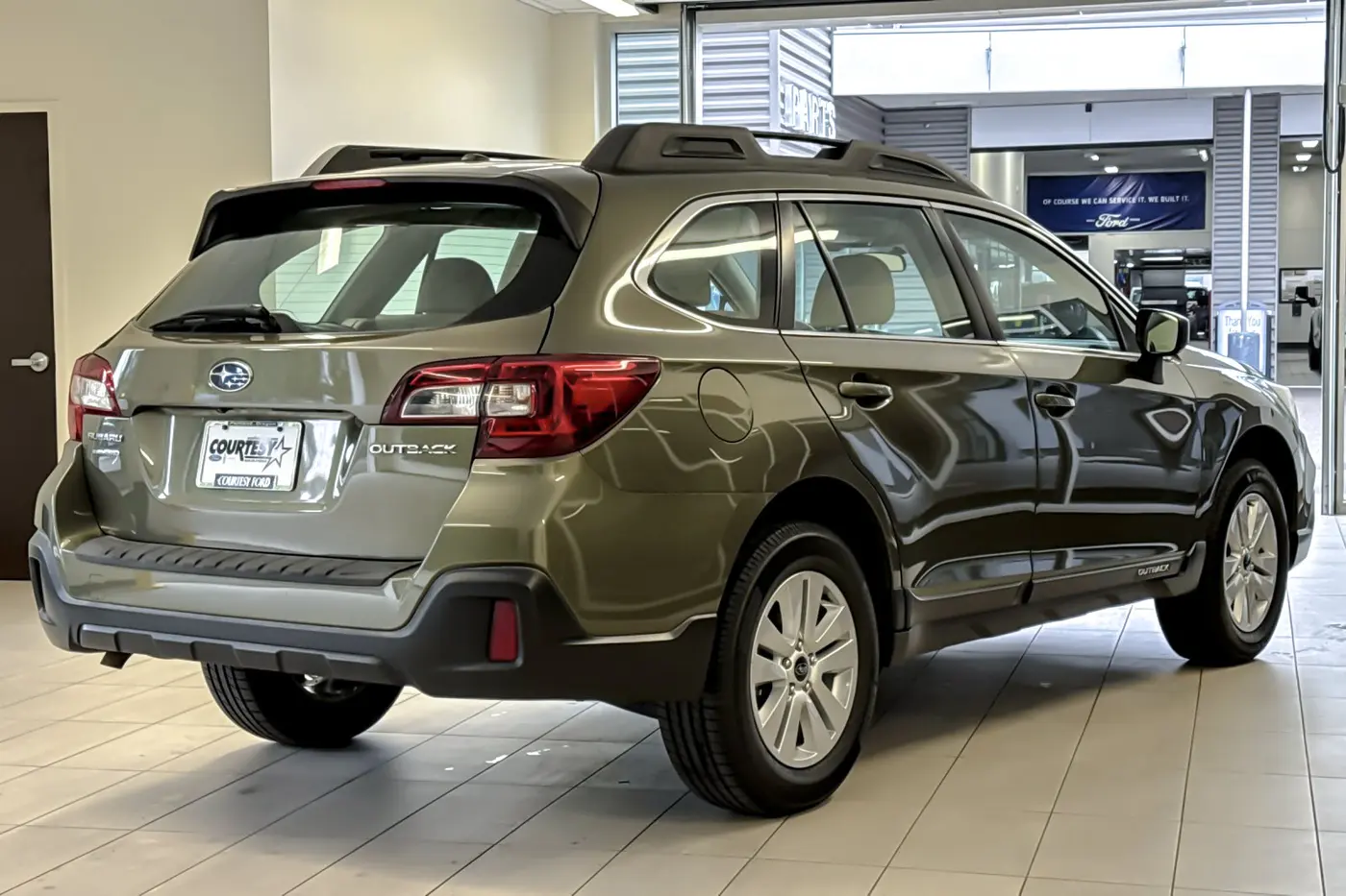 2019 Subaru Outback - $18,771