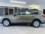 2019 Outback Thumbnail 7