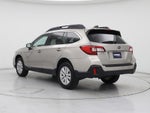 2018 Outback Thumbnail 2