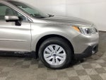 2016 Outback Thumbnail 8