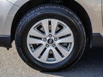 2016 Outback Thumbnail 11
