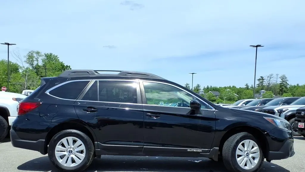 2018 Subaru Outback 2.5i Premium