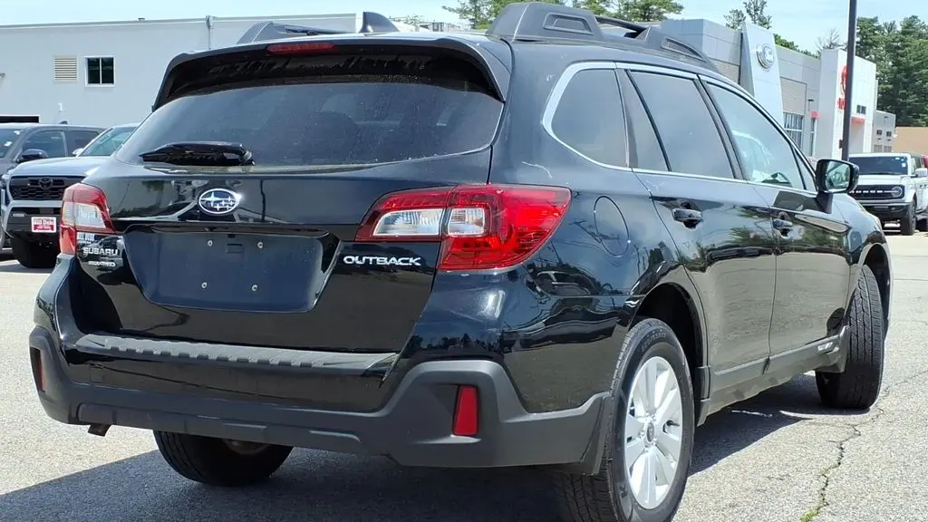 2018 Subaru Outback 2.5i Premium