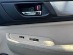 2016 Outback Thumbnail 13