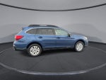 2019 Outback Thumbnail 9