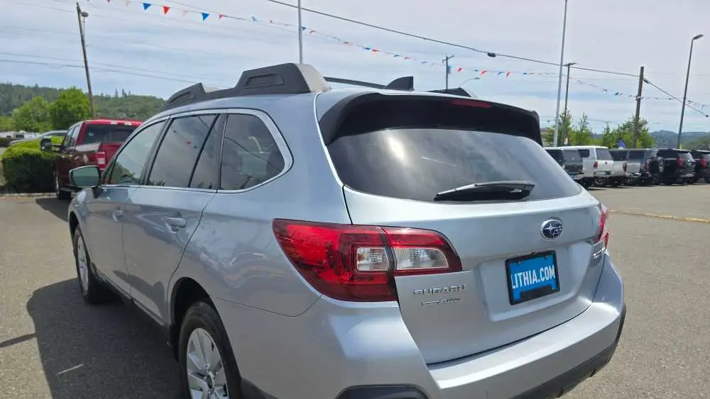 2019 Subaru Outback 2.5i Premium
