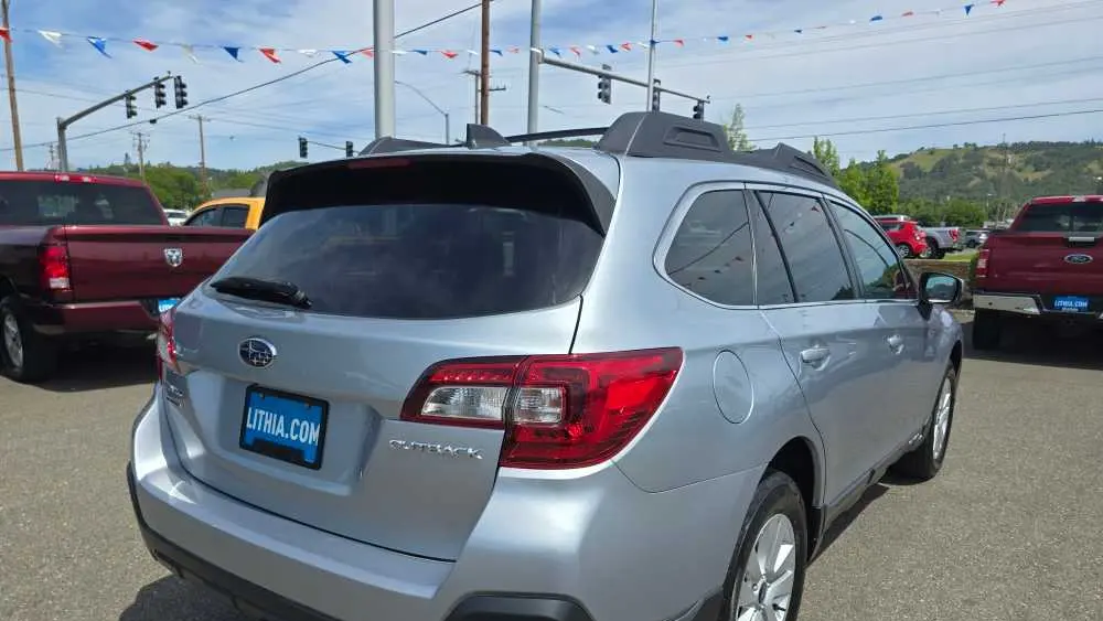 2019 Subaru Outback 2.5i Premium