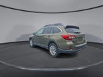 2015 Outback Thumbnail 6