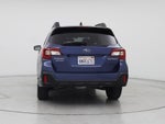 2019 Outback Thumbnail 6