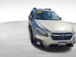2019 Outback Thumbnail 2