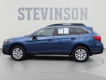 2019 Outback Thumbnail 2