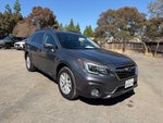 2019 Outback Thumbnail 7