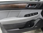 2019 Outback Thumbnail 6