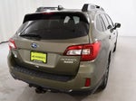 2017 Outback Thumbnail 11