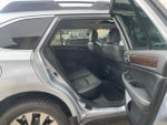 2017 Outback Thumbnail 19