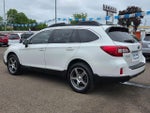 2015 Outback Thumbnail 2