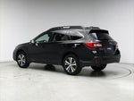 2018 Outback Thumbnail 2