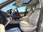 2017 Outback Thumbnail 15