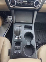 2019 Outback Thumbnail 17