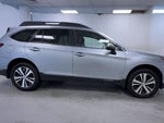 2019 Outback Thumbnail 9