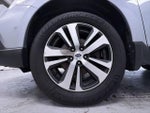 2019 Outback Thumbnail 13