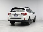 2015 Outback Thumbnail 8