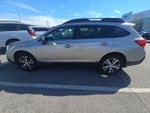 2018 Outback Thumbnail 3