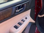2017 Outback Thumbnail 11