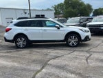 2019 Outback Thumbnail 2