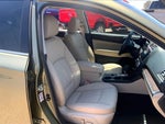 2017 Outback Thumbnail 9