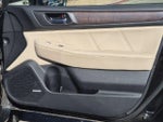 2019 Outback Thumbnail 16