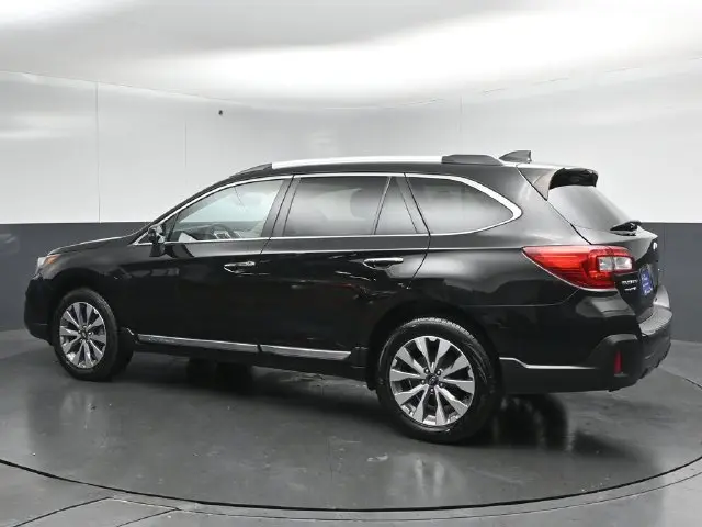 2019 Subaru Outback - $21,966