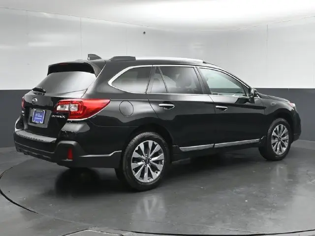 2019 Subaru Outback - $21,966