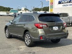 2019 Outback Thumbnail 7