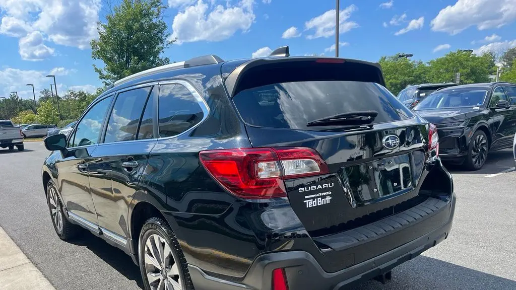 2018 Subaru Outback 2.5i Touring