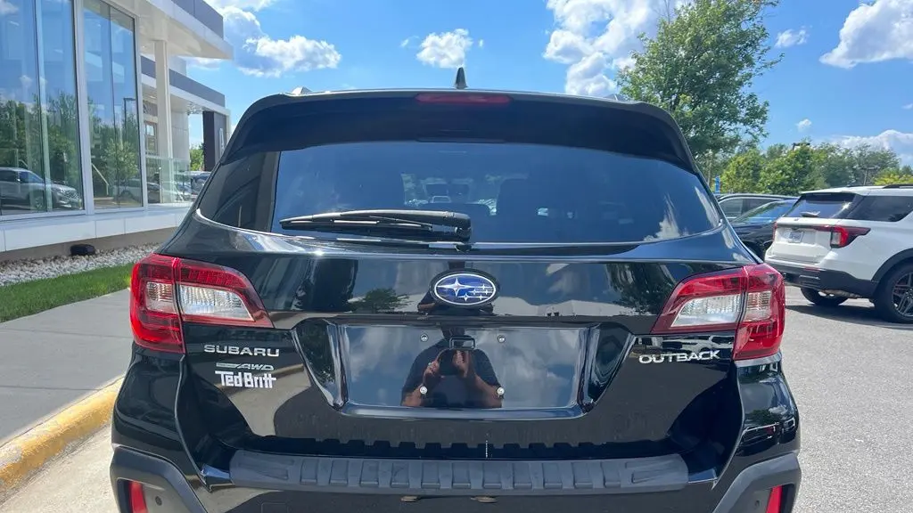 2018 Subaru Outback 2.5i Touring