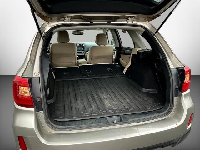 2015 Subaru Outback - $8,750